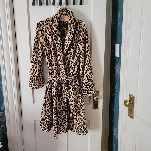 Super Plush Soft Fleece Bathrobe - Charter Club (Macy's Brand) - Picture 3 of 9